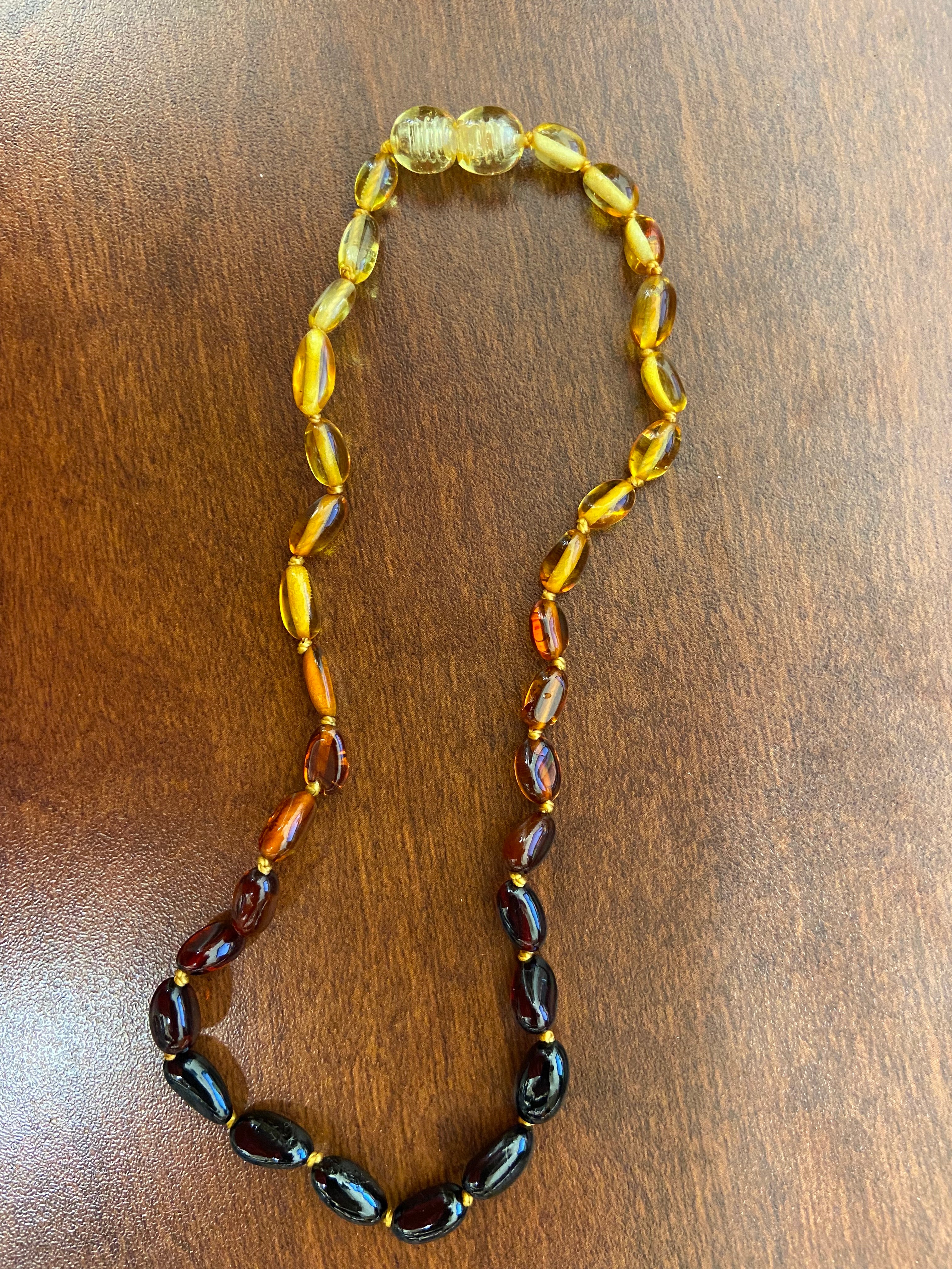 Amber Teething Necklace Ombre - Lighten Up Shop