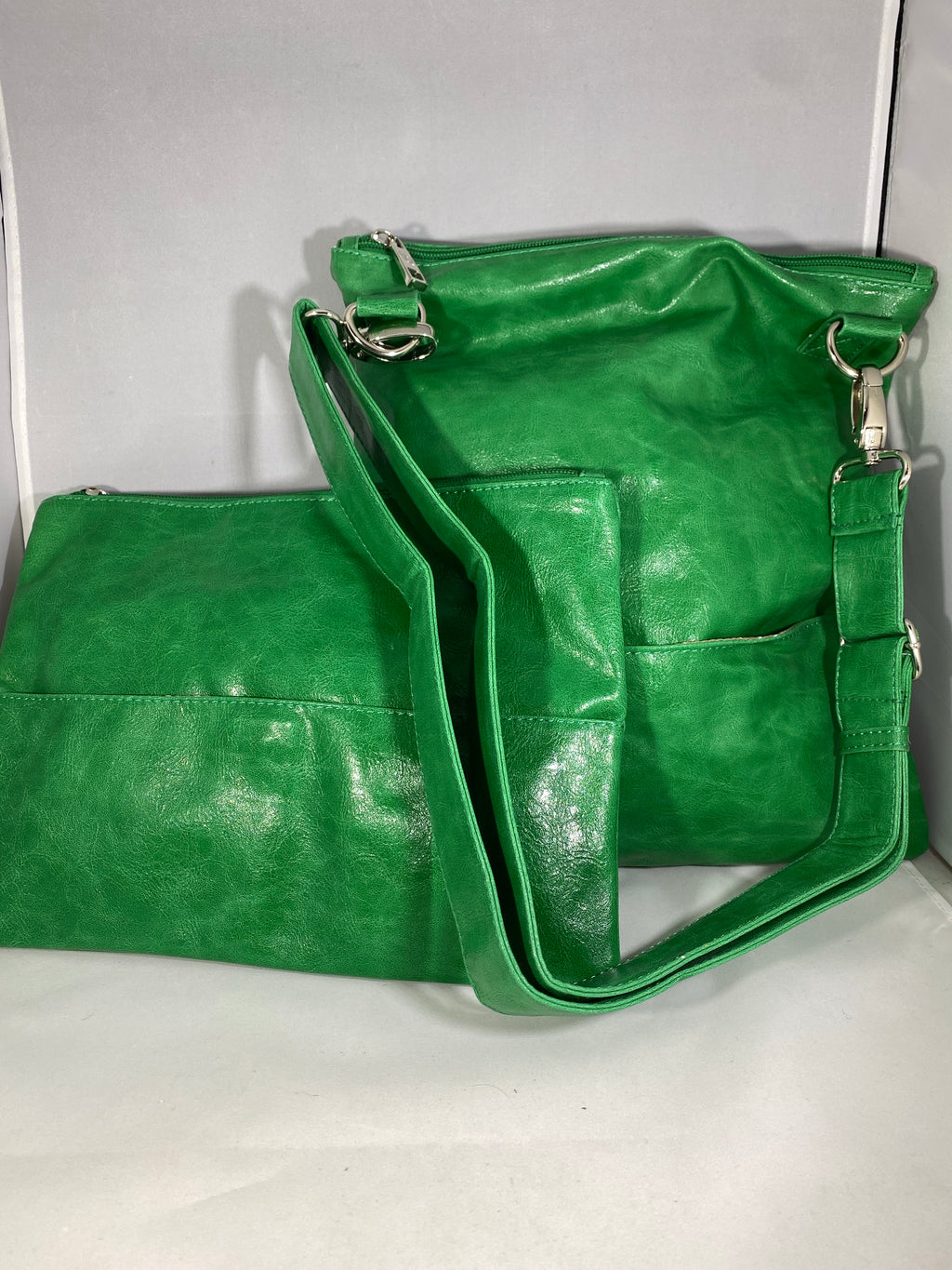 SQ Green 2 in 1 Handbag - Lighten Up Shop